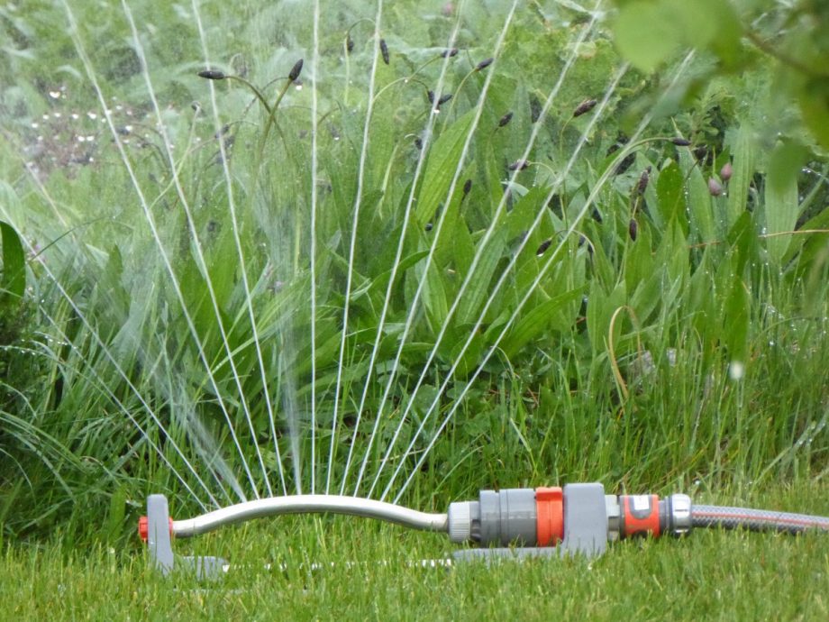 Jak zvýšit GPM pro sprinklerový systém? 2 snadné kroky!