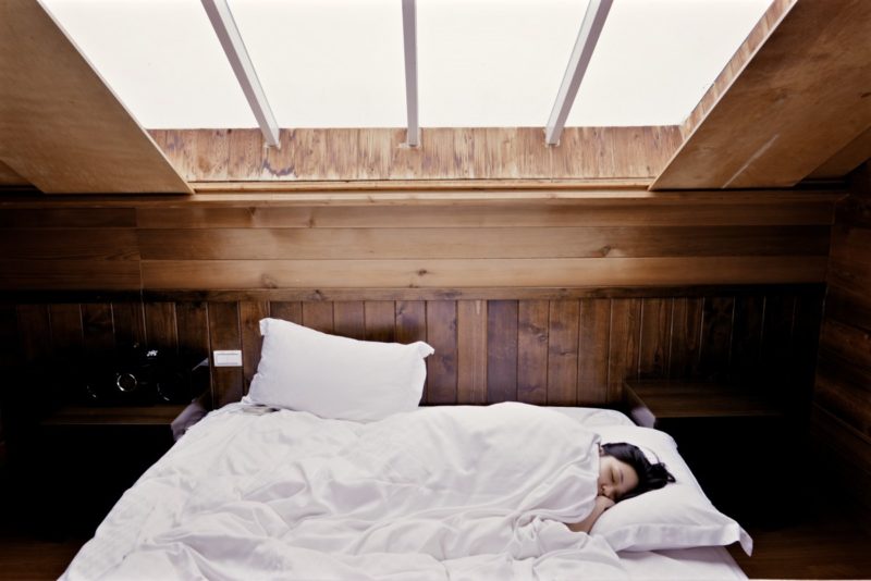 Jak udělat nejpohodlnější postel? 9 užitečných tipů!