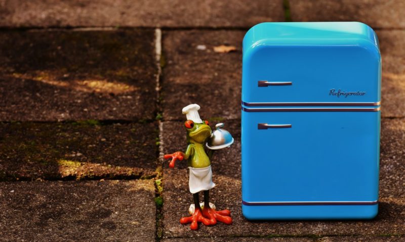Jak vyčistit dveře chladničky? 3 snadné kroky pro nově vypadající lednici!