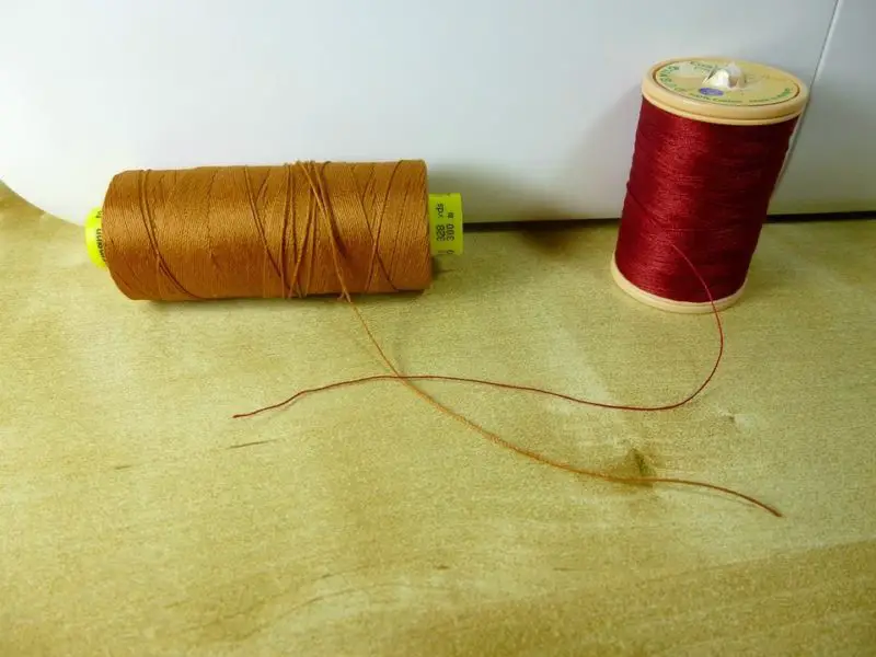 Co je bičový steh při šití: Jak dělat a používat