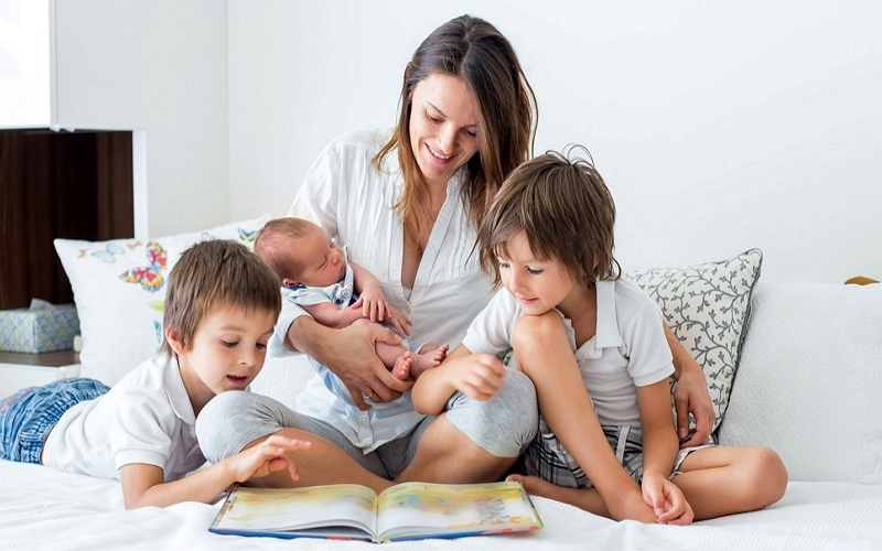 Co očekávat Baby Book? Průvodce novopečené maminky