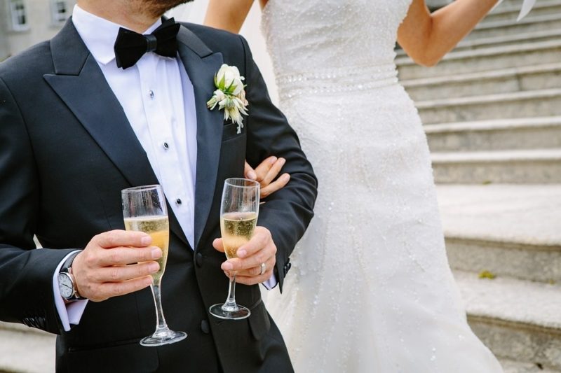 Co potřebuje ženich ve svůj svatební den