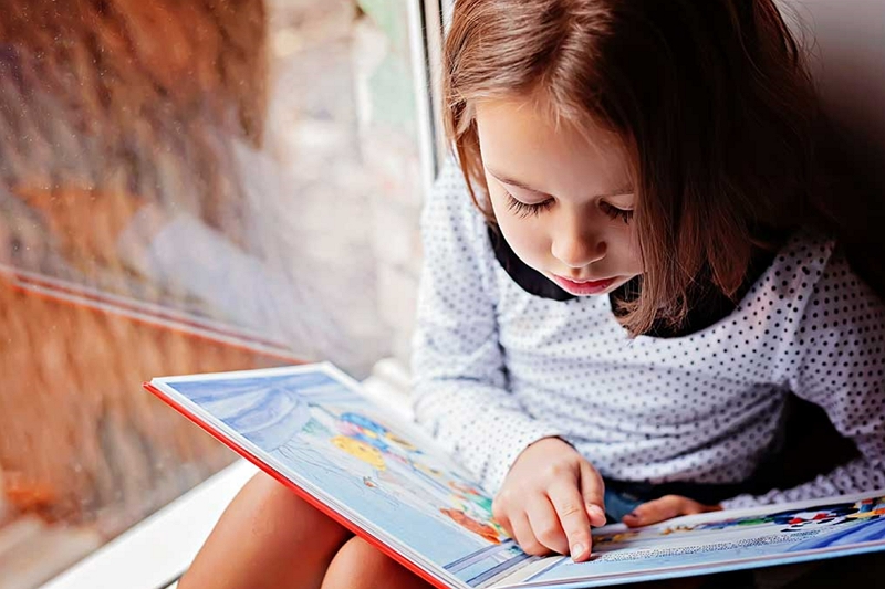 Jak si vyrobit DIY plstěnou interaktivní dětskou knihu