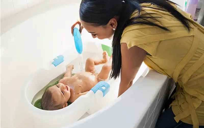 Jak udělat mléčnou koupel pro dítě? Definitivní průvodce