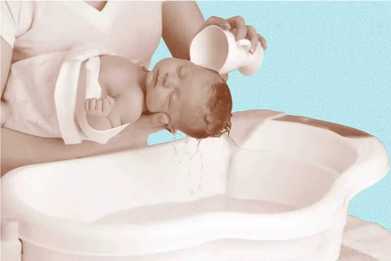 Jak udržet dítě v teple během koupele