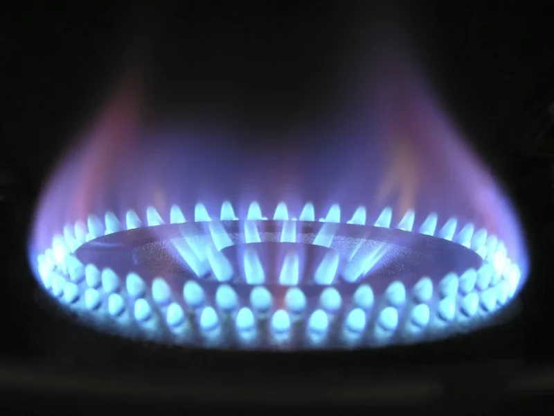 Jak změnit ohřívač zemního plynu na propan? 5 snadných kroků!
