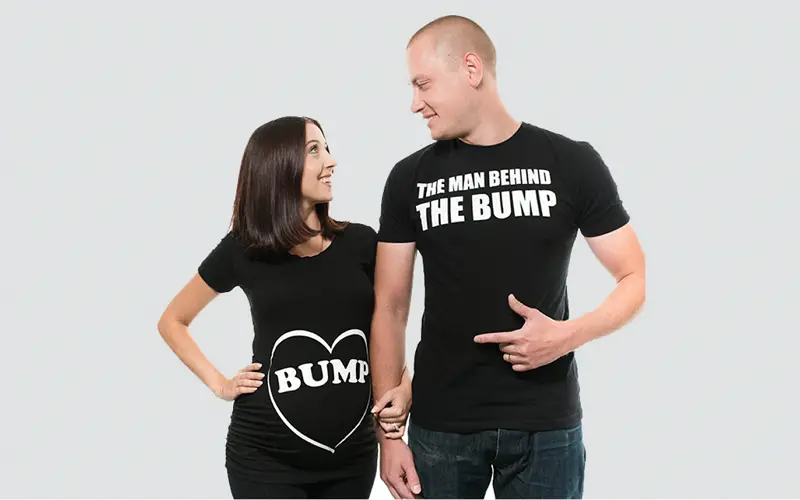 Kde si mohu koupit vtipné těhotenské košile? Zlevněné obchody