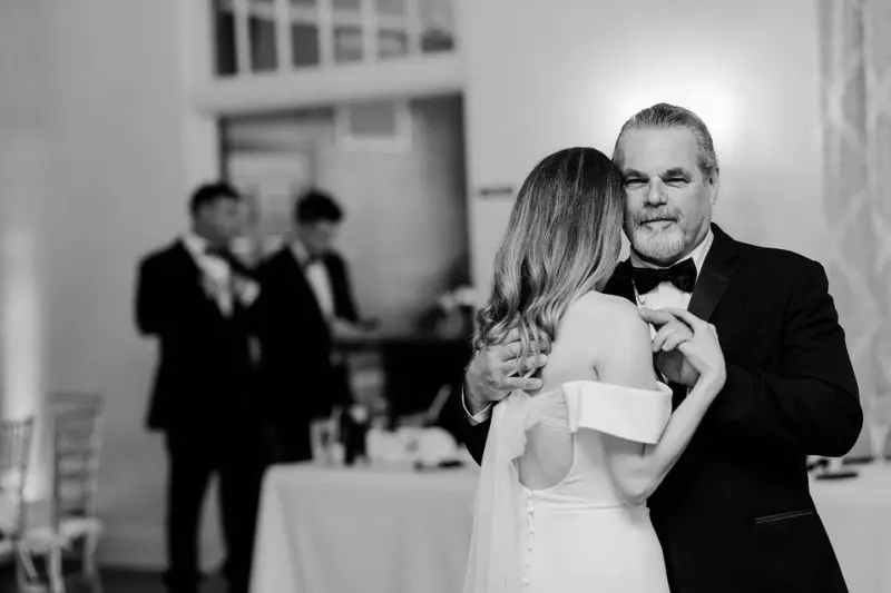Kdo s kým tančí na svatbě: plánování a pořádek