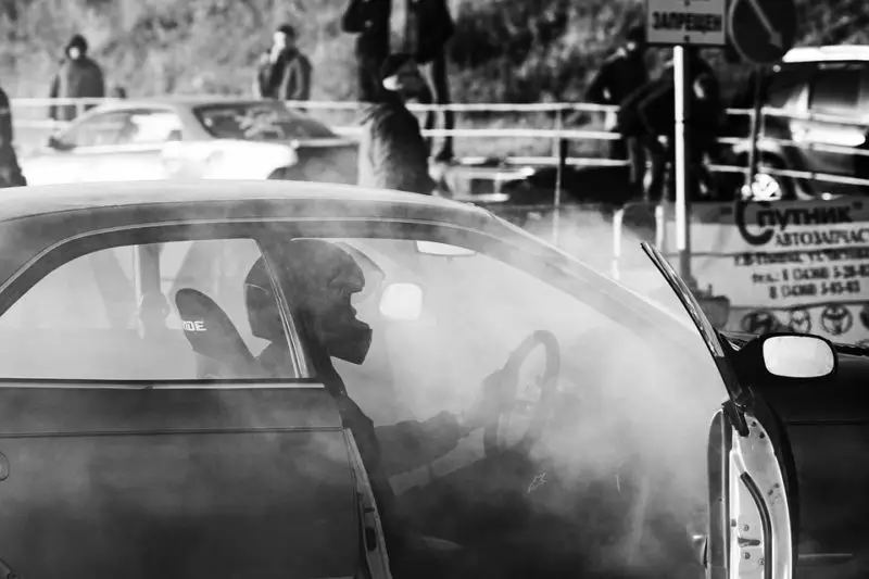 Zápach spáleniny v autě